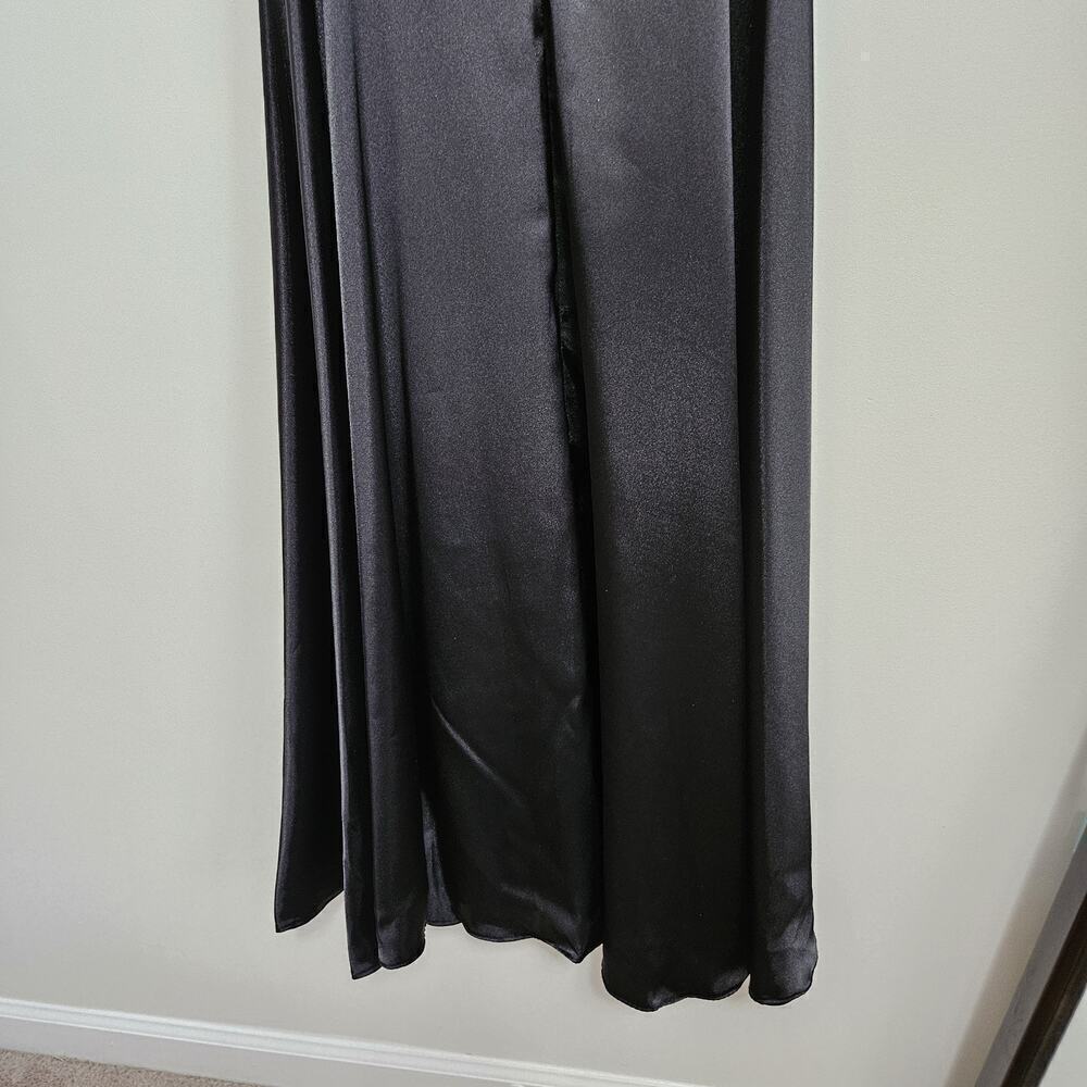 NWT CACHET 2 Pc Silver & Black Sz 10 Evening Gown Beaded Sequin Top & Jacket - Picture 7 of 12